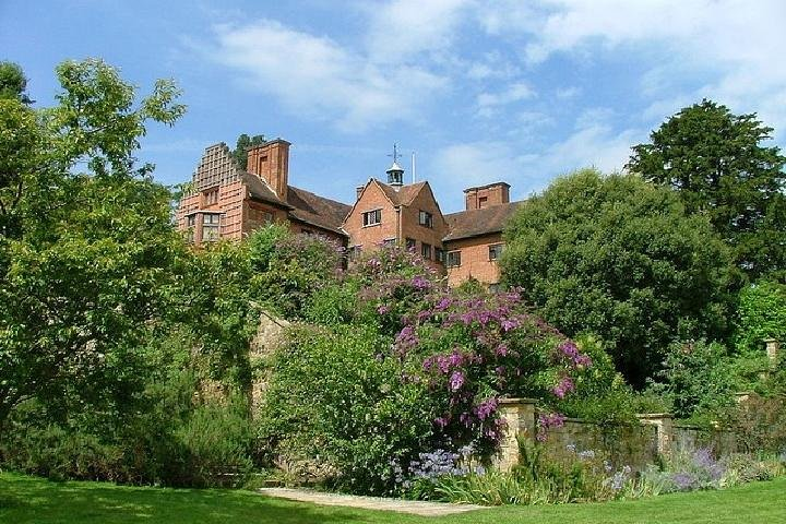 Chartwell House